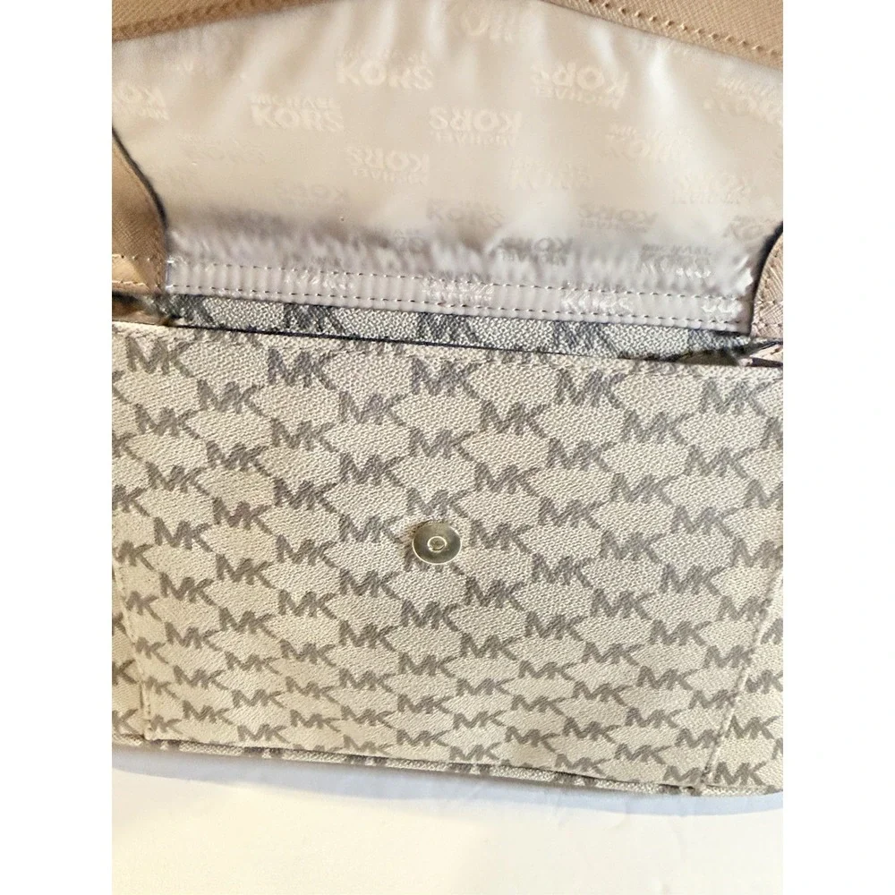 Michael Kors Jet Set Signature MK Logo Tote Bag Beige Brown Large Gold Hardware